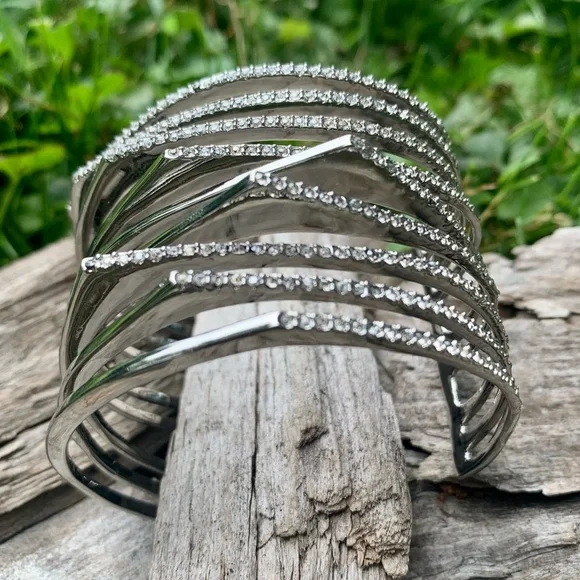 New Alexis Bittar Crystal Encrusted Origami Cuff Bracelet - Picture 7 of 8
